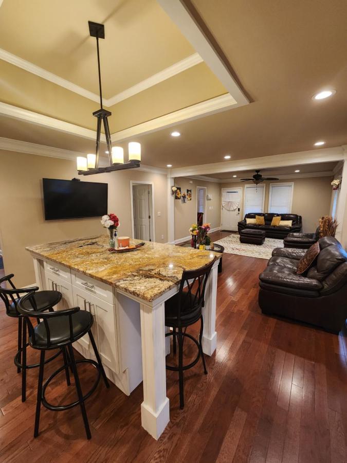 Spacious Newly Renovated Home 亚特兰大 外观 照片